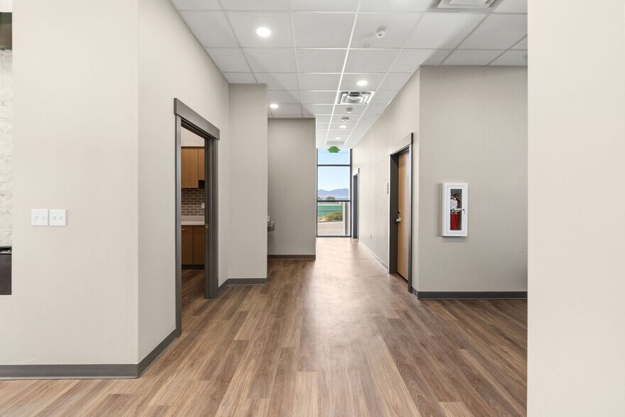 More Photos Of 2277 Fort Union Blvd, Salt Lake City Office For Sale