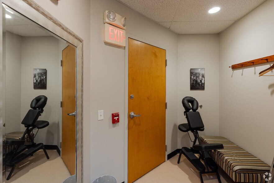 More Photos Of 201 S Highland Ave, Pittsburgh Office For Lease