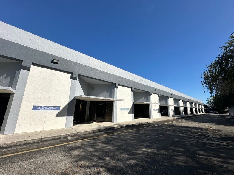 More Photos Of 10267-10297 NW 46th St, Sunrise Warehouse For Sale