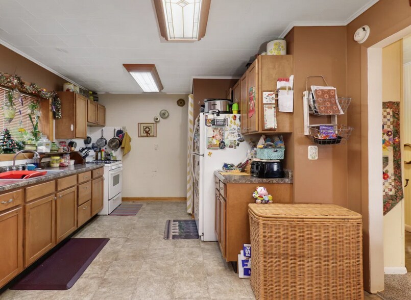 More Photos Of 311 McKinley St, Deer Creek Apartments For Sale