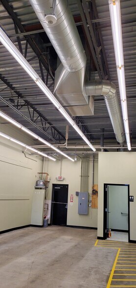 More Photos Of 206 Wilmar Ave, Grand Island General Retail For Lease