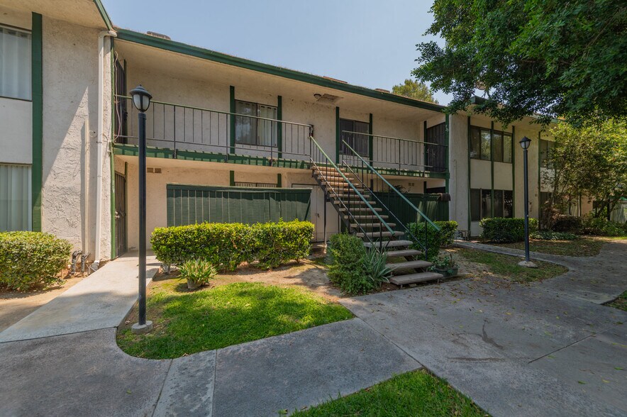 More Photos Of 1735 E Washington St, Colton Apartments For Sale