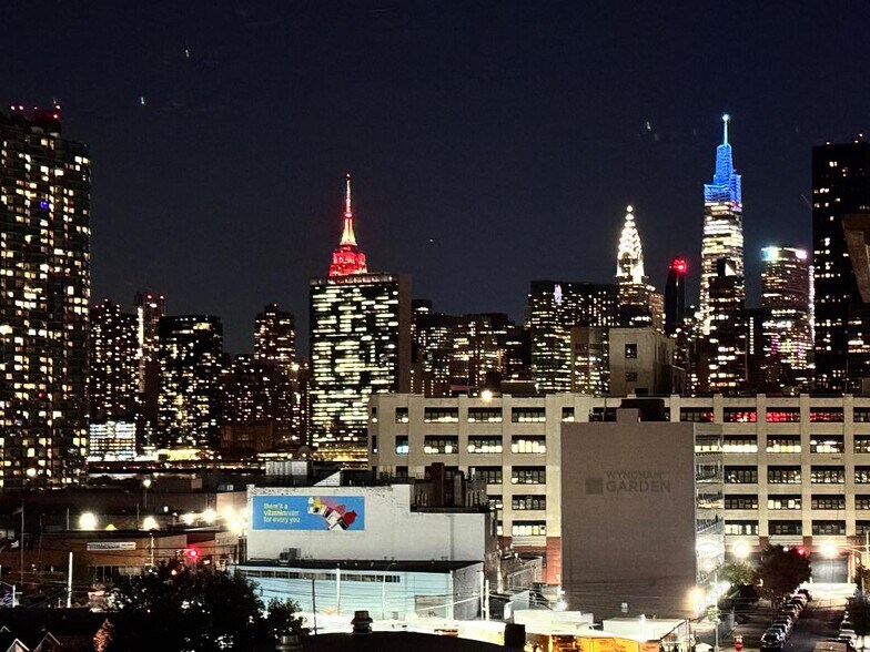 More Photos Of 11-11 44th Rd, Long Island City Office For Sale