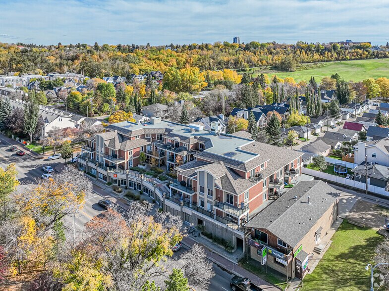 More Photos Of 9750 94 St, Edmonton Apartments For Lease