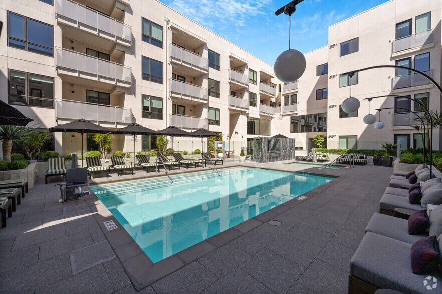 More Photos Of 1800 Beverly Blvd, Los Angeles Apartments For Lease