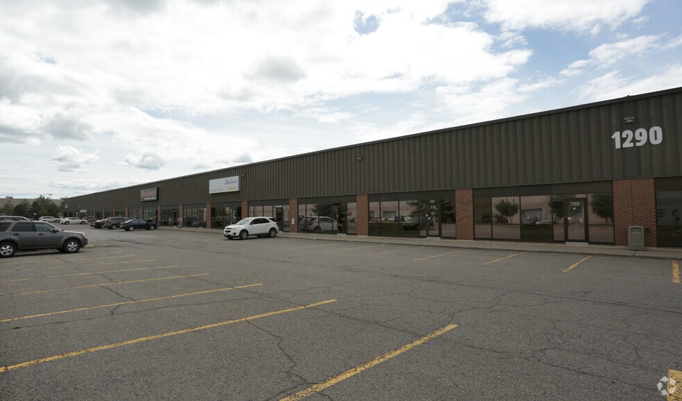 More Photos Of 1250-1260 Old Innes Rd, Ottawa Unknown For Lease