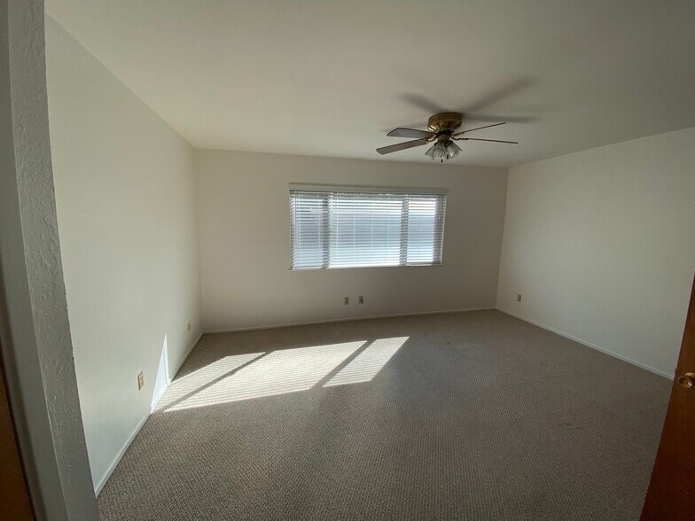 More Photos Of 140 Bay St, Santa Cruz Apartments For Sale