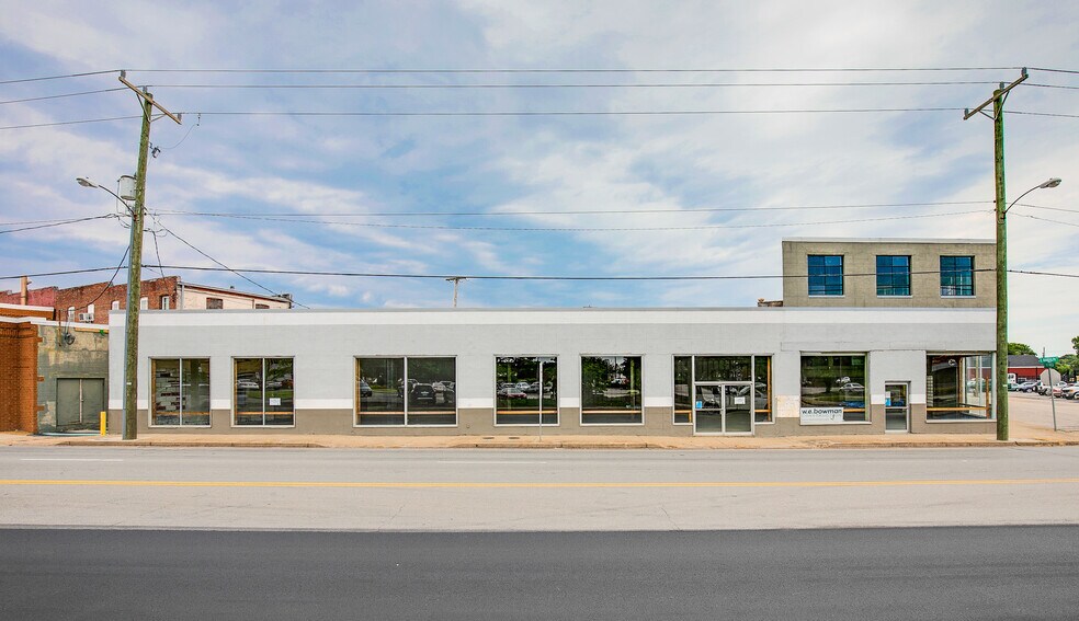 More Photos Of 207 Poythress Street, Hopewell Storefront Retail Office For Lease