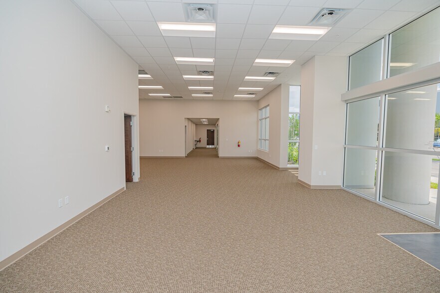 More Photos Of 1620 NW 215th St, Miami Gardens Unknown For Lease