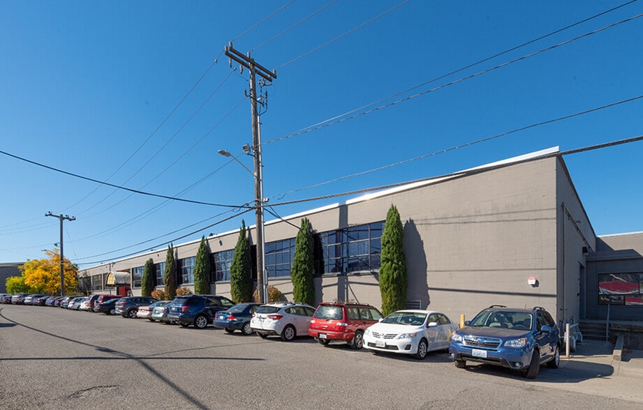 More Photos Of 3401-3441 Thorndyke Ave W, Seattle Light Manufacturing For Lease