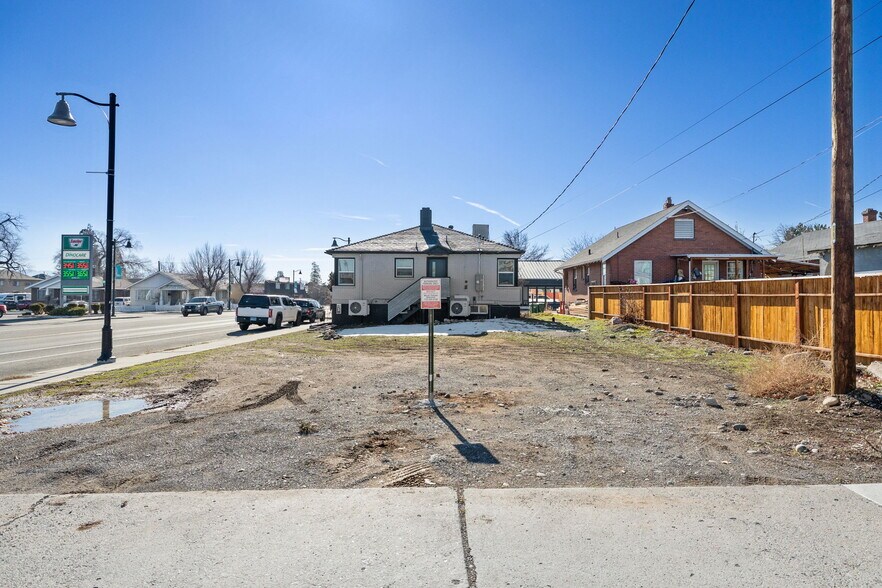 More Photos Of 943 S Wells Ave, Reno Specialty For Sale