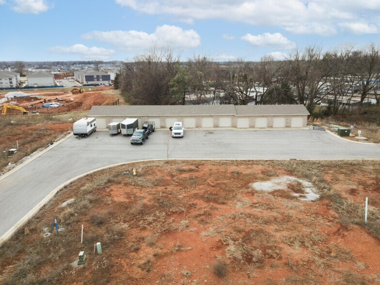 More Photos Of 5421 Scottsville Rd, Bowling Green Apartments For Sale