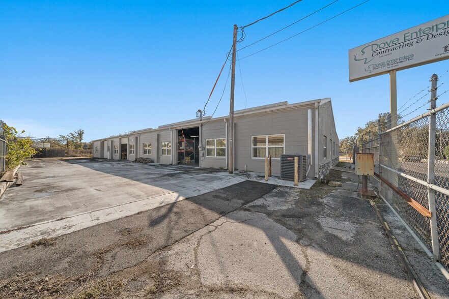 More Photos Of 943 NW 17th Ave, Ocala Warehouse For Sale