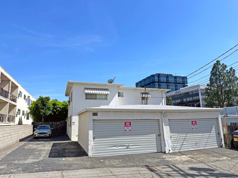More Photos Of 425 E Magnolia Blvd, Burbank Apartments For Sale