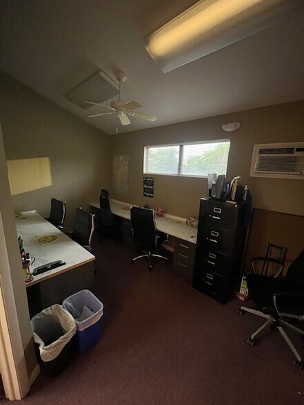 More Photos Of 5235 Ramsey Way, Fort Myers Office For Sale