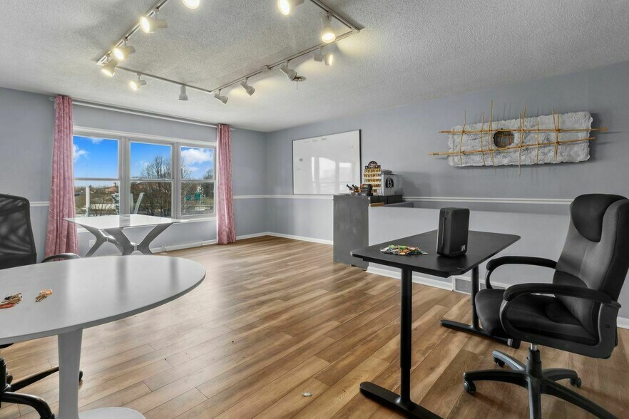 More Photos Of 870 Virginia Ave, Indianapolis Loft Creative Space For Lease