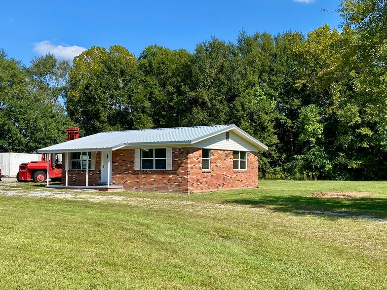 More Photos Of 1307 Highway 11 S, Picayune Specialty For Sale
