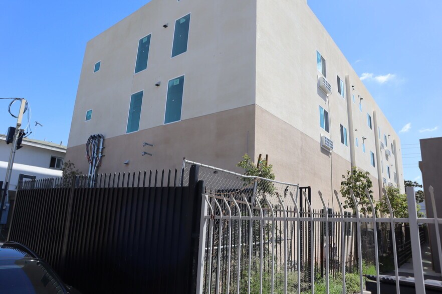 More Photos Of 8717 S Central Ave, Los Angeles Apartments For Sale