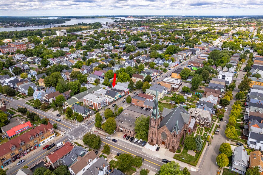 More Photos Of 250 Grant St, Buffalo Storefront For Sale