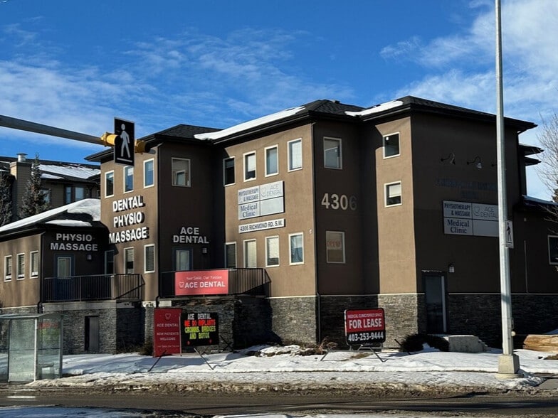 More Photos Of 4306 Richmond Rd SW, Calgary Medical For Sale