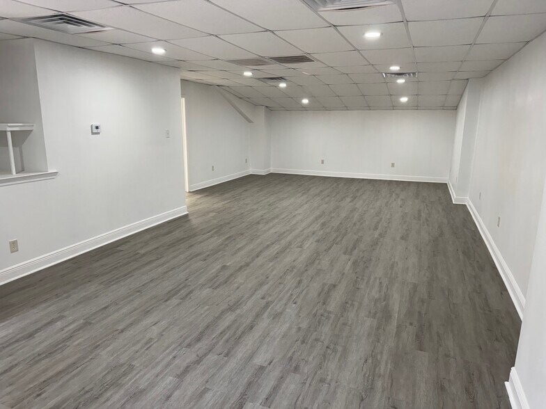 More Photos Of 3500 Monticello Avenue, Metairie Specialty For Lease