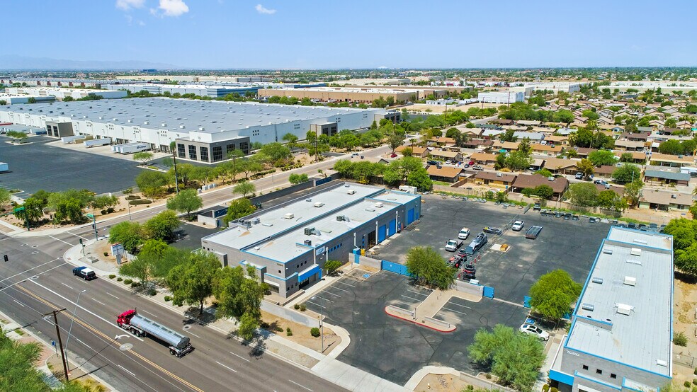 More Photos Of 7024 W Van Buren Ave, Phoenix Warehouse For Lease