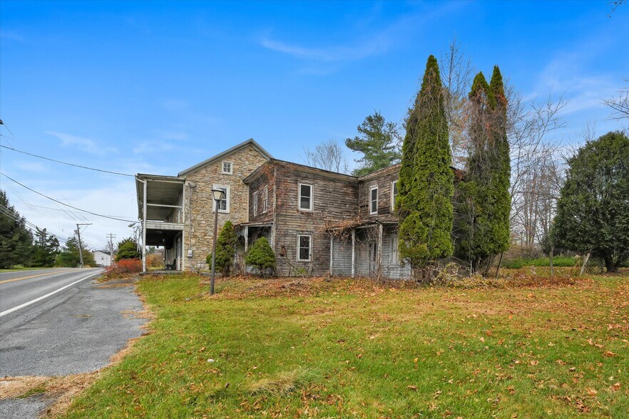 More Photos Of 349 Huffs Church Rd, Mertztown Restaurant For Sale