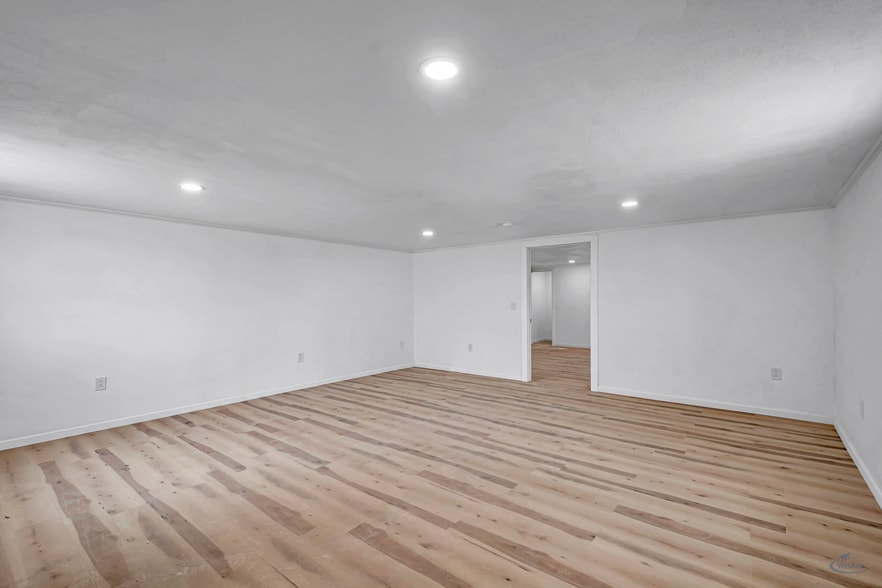 More Photos Of 2920 FM 866, Odessa Warehouse For Sale