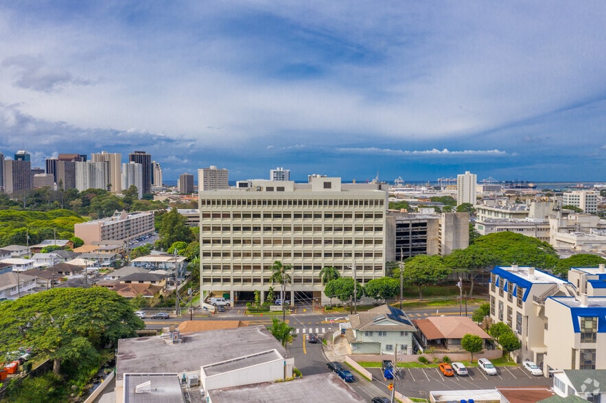 More Photos Of 321 N Kuakini St, Honolulu Medical For Sale