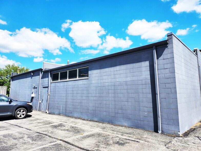 More Photos Of 209-229 Winchester Cemetery Rd, Canal Winchester Storefront Retail Office For Sale