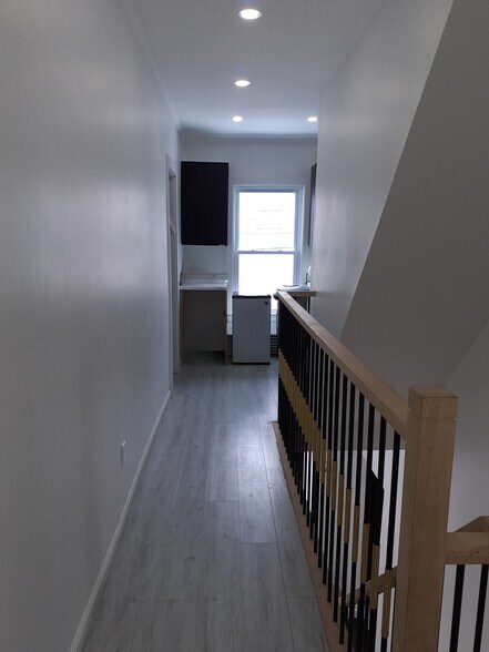 More Photos Of 101 Stage Rd, Monroe Office For Sale