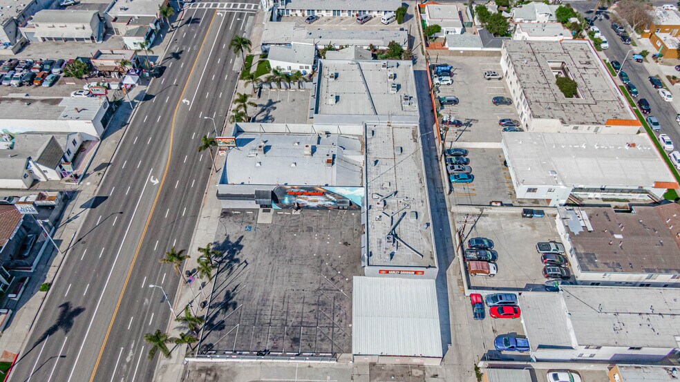 More Photos Of 1517 Pacific Coast Hwy, Harbor City Auto Dealership For Sale
