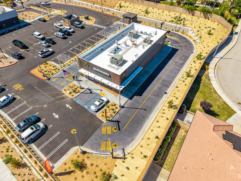 More Photos Of 3854 Rancho Vista Blvd, Palmdale Fast Food For Sale