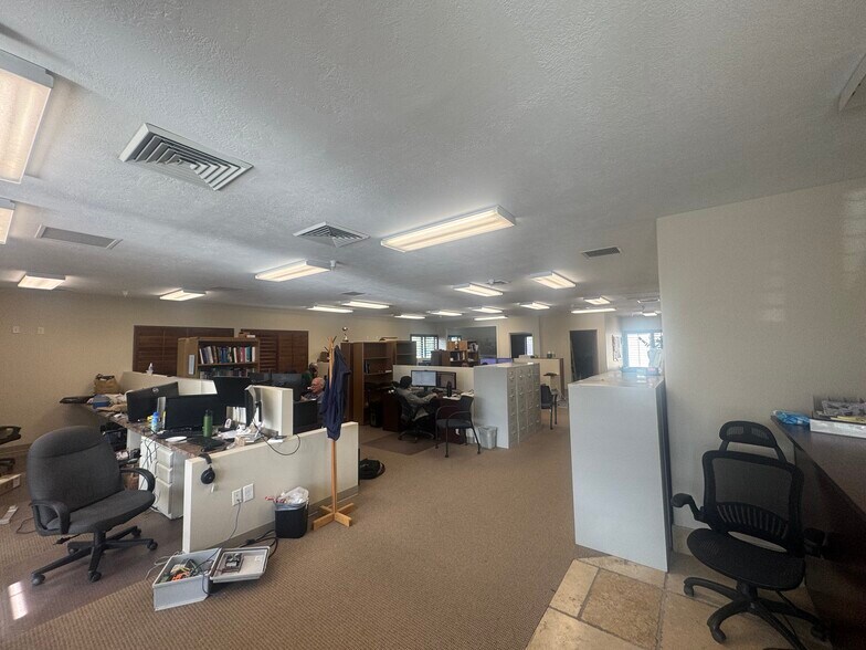 More Photos Of 189 E Fort Union Blvd, Midvale Medical For Sale