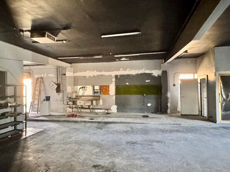 More Photos Of 1032 1st St, Pomona General Retail For Sale