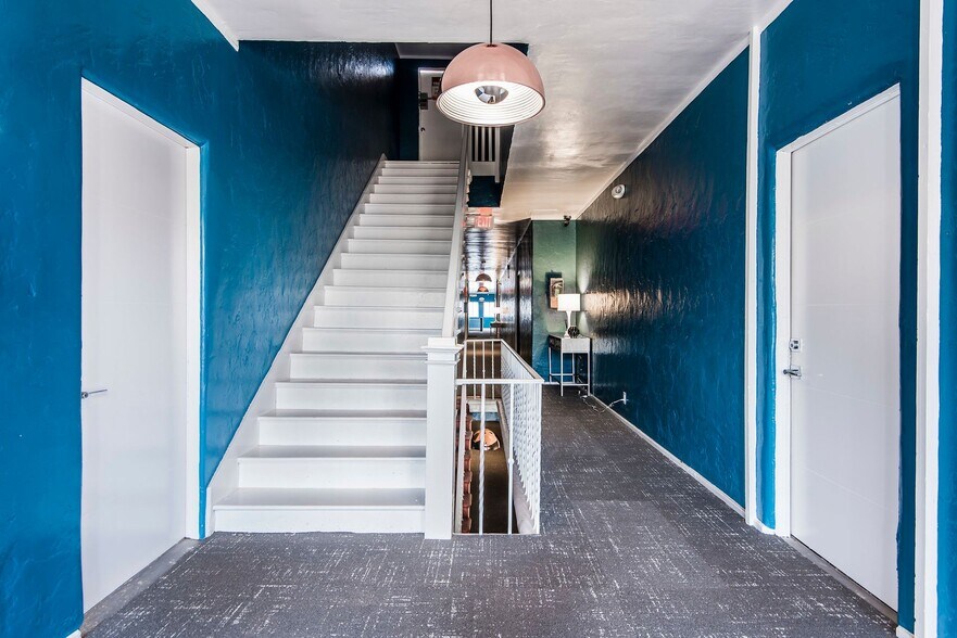 More Photos Of 1439 N Curson Ave, Los Angeles Apartments For Sale