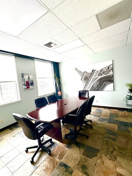 More Photos Of 2602 N Proctor St, Tacoma Office For Lease
