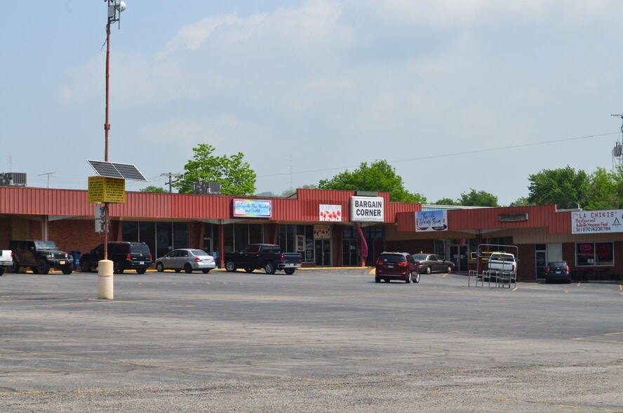 Primary Photo Of 316 Eureka Ave, Berryville Office For Lease