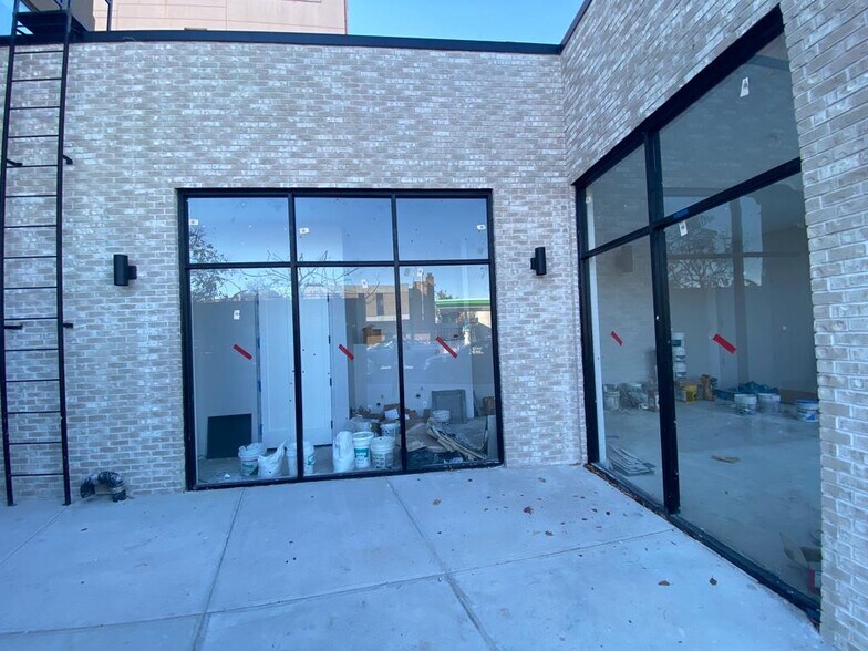More Photos Of 253 McGuinness Blvd, Brooklyn General Retail For Lease