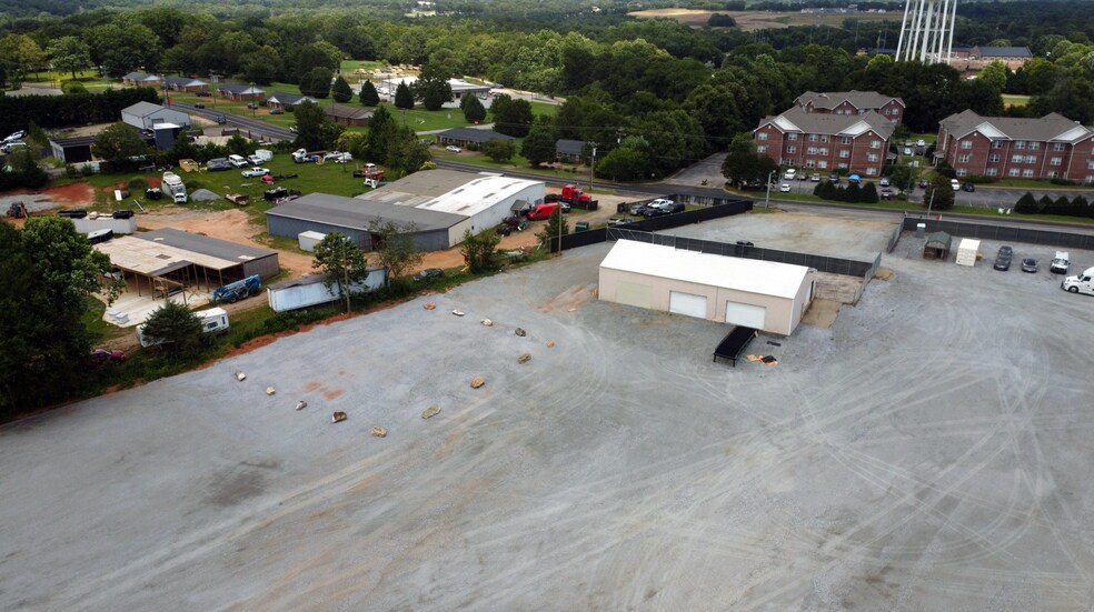 Primary Photo Of 7915 Valley Falls Rd, Spartanburg Warehouse For Lease