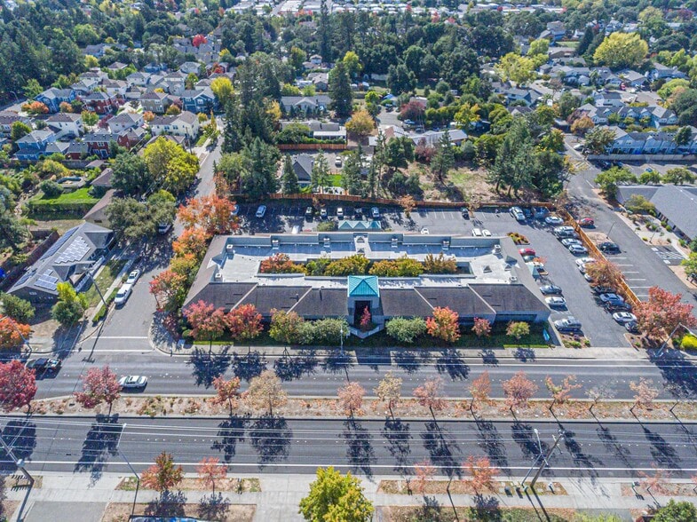 Primary Photo Of 2448 Guerneville Rd, Santa Rosa Medical For Lease
