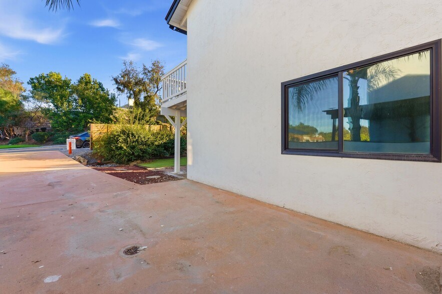 More Photos Of 5067 Alumni Pl, San Diego Multifamily For Sale