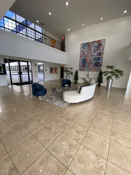 More Photos Of 14750 NW 77th Ct, Miami Lakes Office For Lease