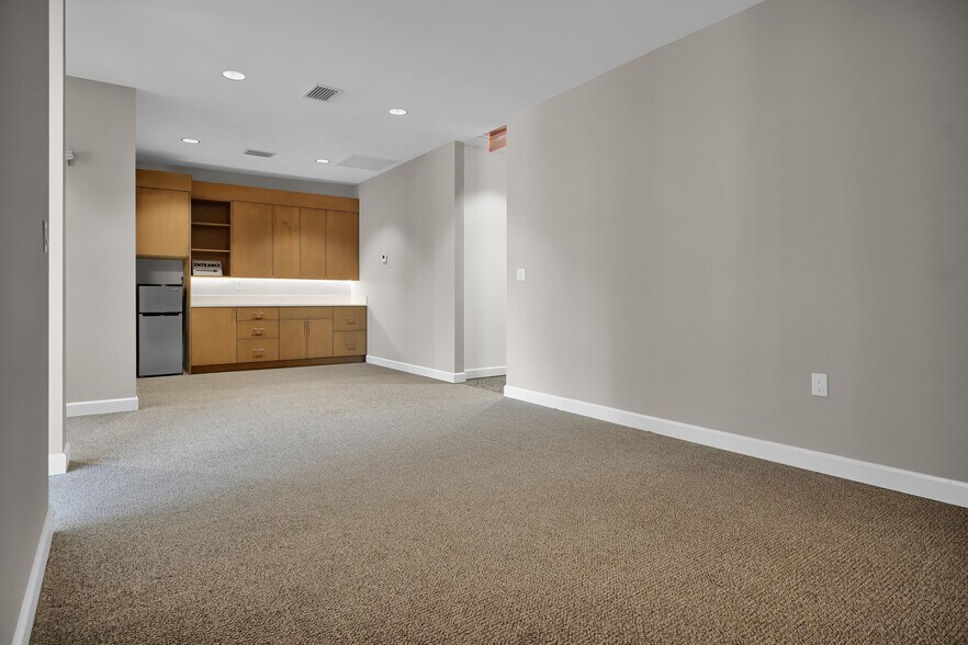 More Photos Of 1100 Ponce De Leon, Miami Office For Lease