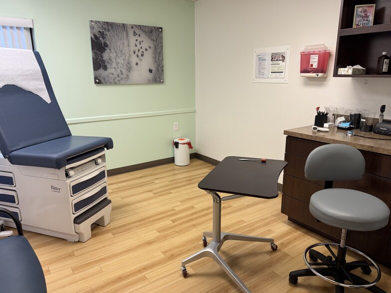 More Photos Of 34 Scotch Rd, Ewing Medical For Sale