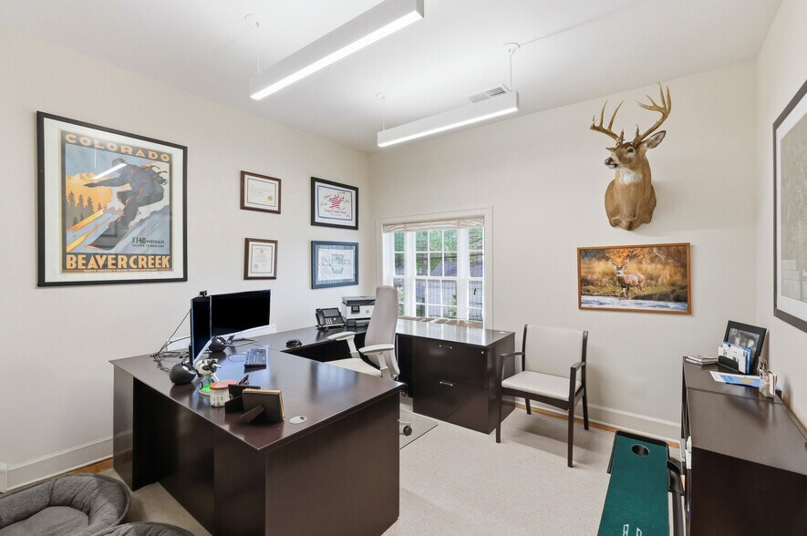 More Photos Of 131 Kentucky Ave, Lexington Freestanding For Sale