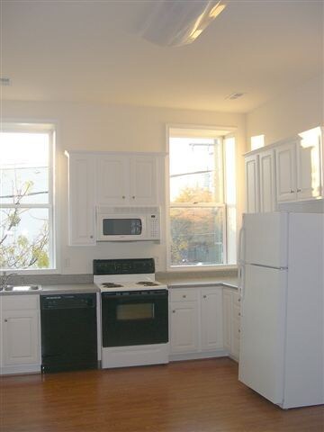 More Photos Of 1627 W Main St, Richmond Storefront Retail Residential For Sale