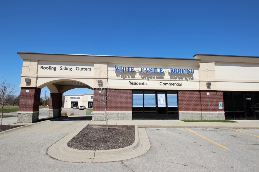 More Photos Of 700 Van Dorn St, Lincoln Showroom For Lease