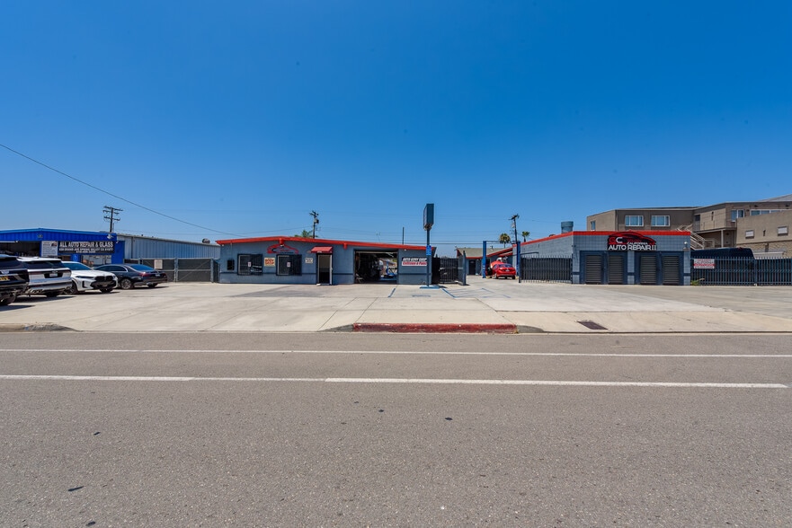 Primary Photo Of 630 Grand Ave, Spring Valley Auto Repair For Sale