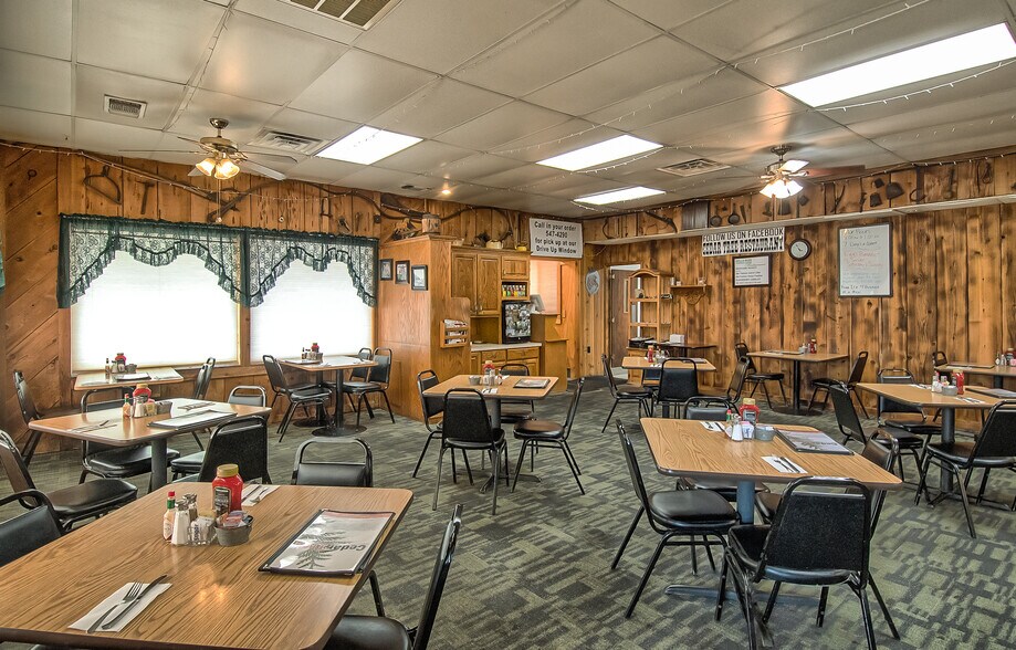 More Photos Of 22020 Palo Way, Palo Cedro Restaurant For Sale